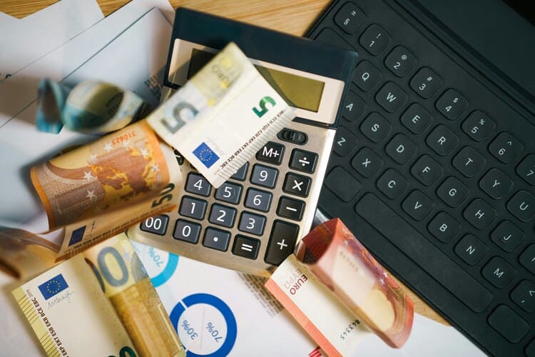 Combien coûte un site web en 2025 ? Analyse et tarifs